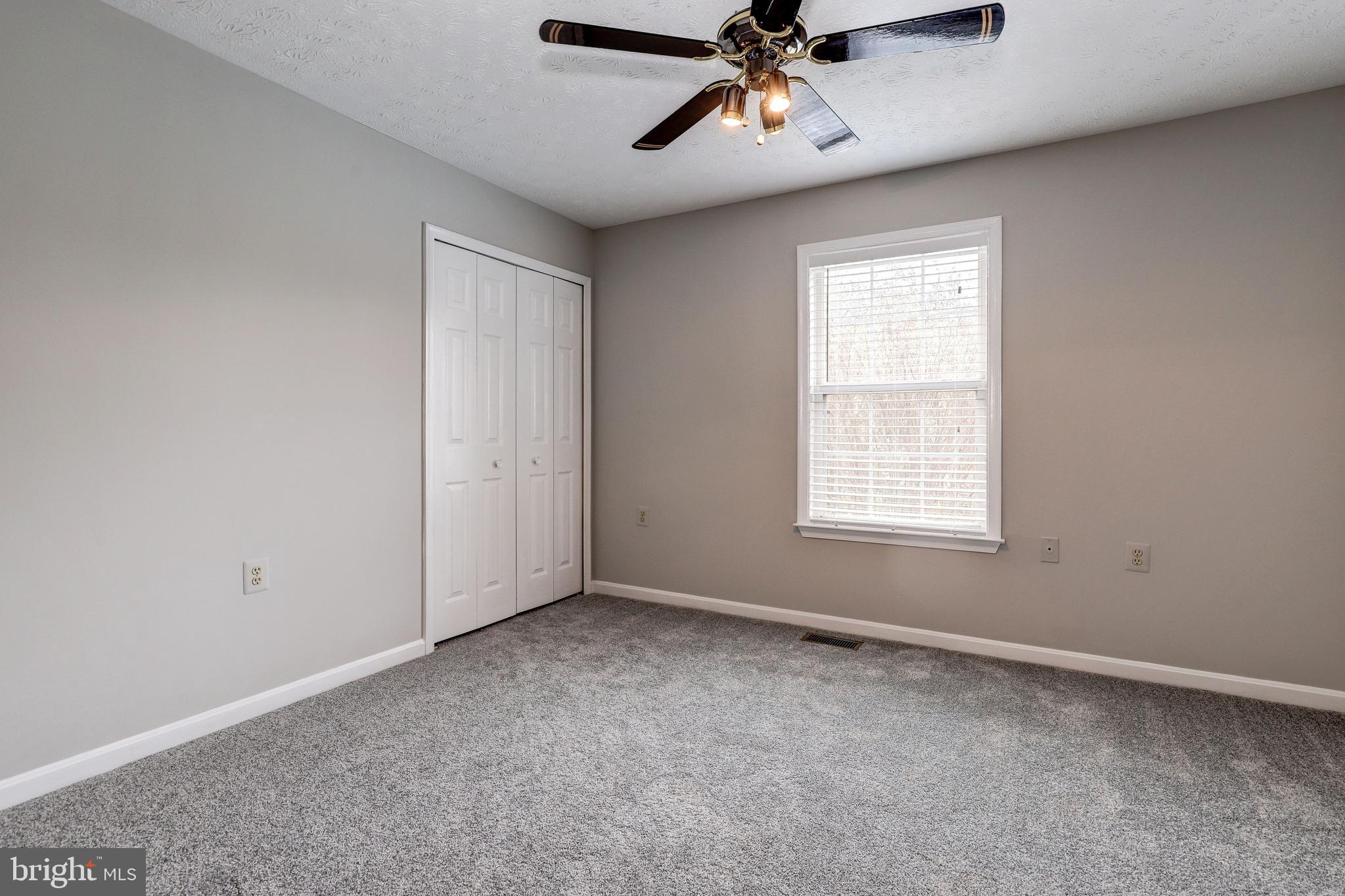 10426 Labrador Loop Manassas, VA 20112 - Photo 30 of 41 Gallery Image 30