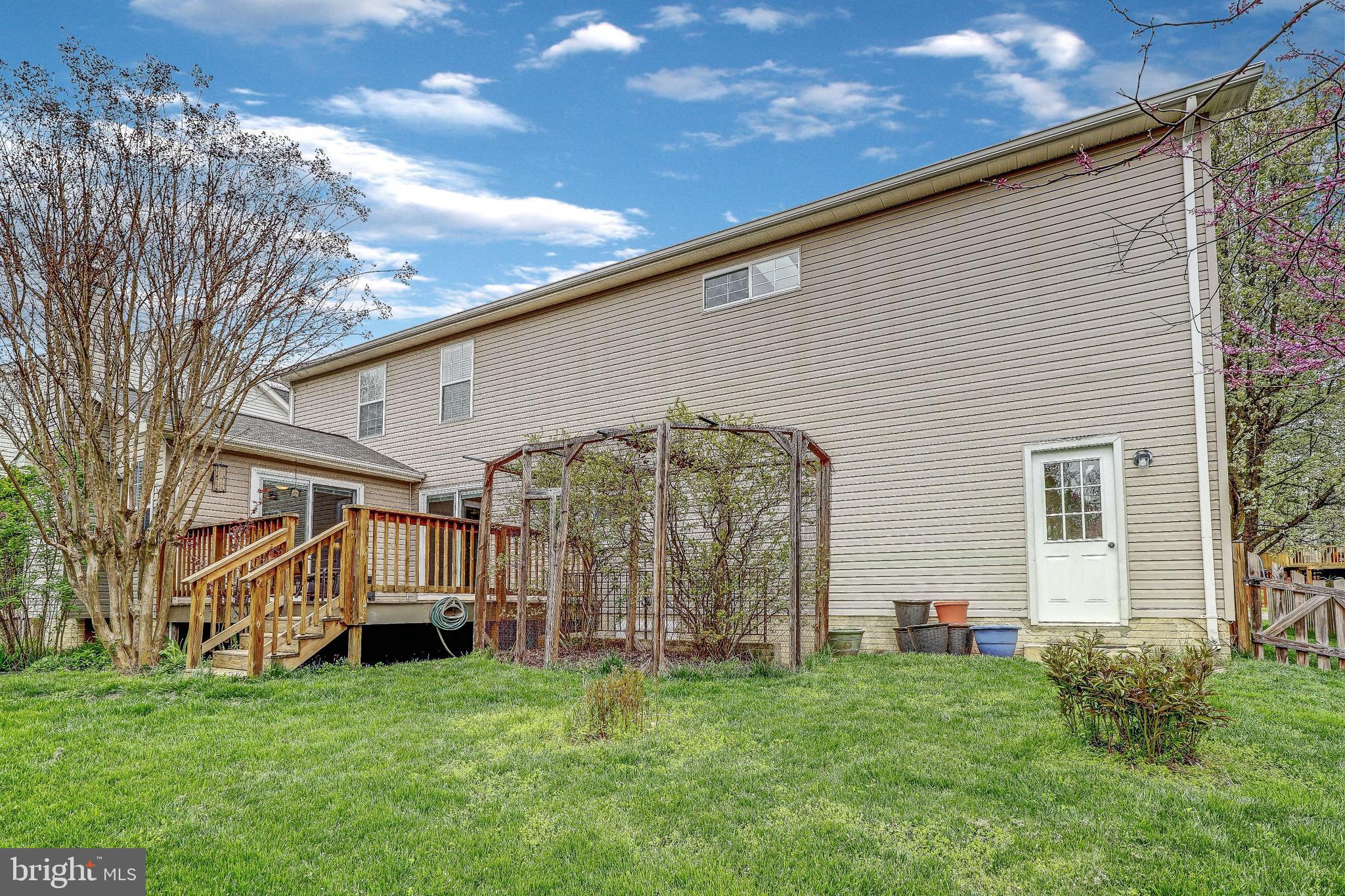 10426 Labrador Loop Manassas, VA 20112 - Photo 36 of 41 Gallery Image 36