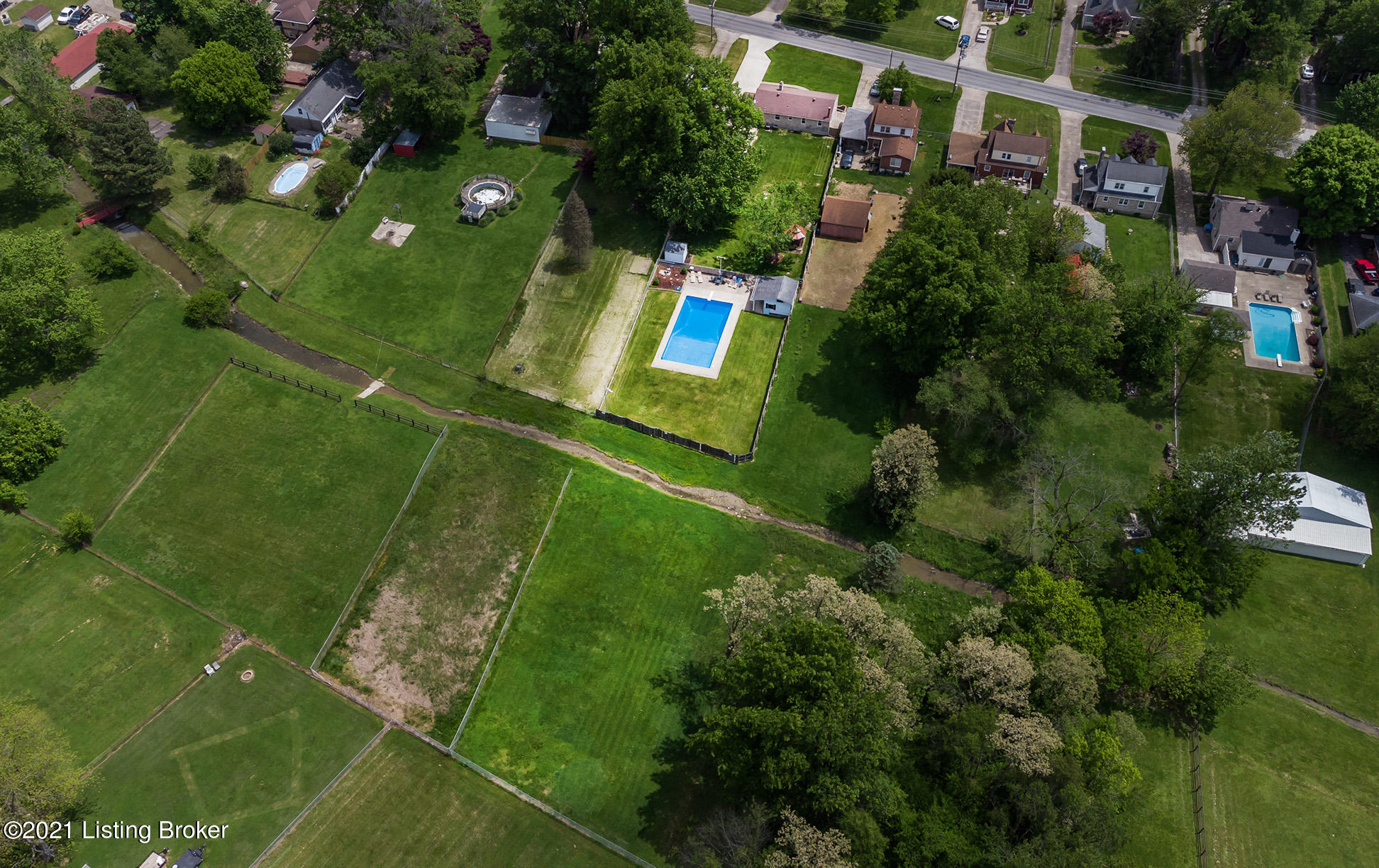 4134 Dover Road Louisville, KY 40216 - Photo 88 of 98 4134-Dover-Rd-05132021-090