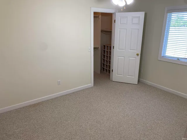 $299,900 | 240 Old Hickory Lane, Geneva, IN 46740