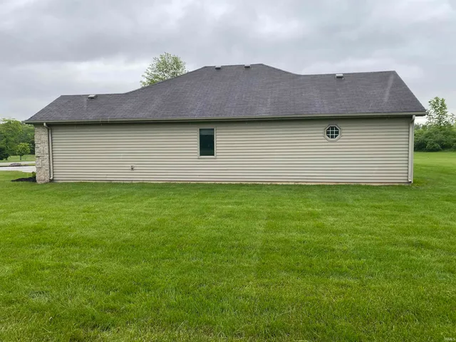 $299,900 | 240 Old Hickory Lane, Geneva, IN 46740