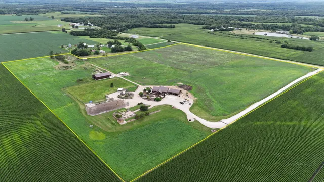 $1,275,000 | 2951 North 28th Road, Seneca, IL 61360