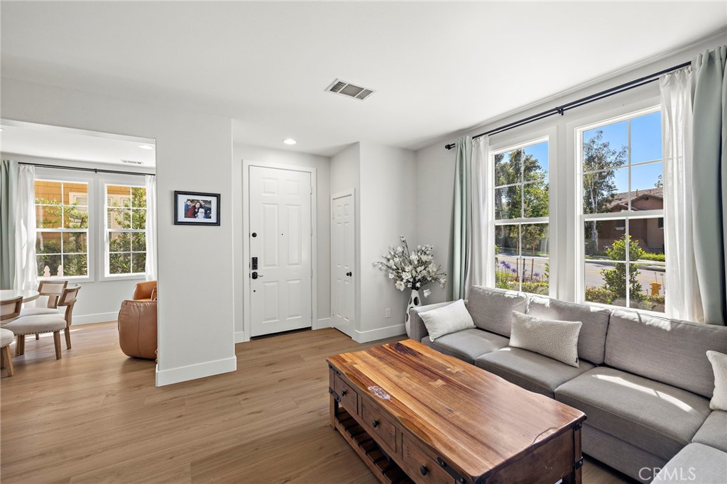 28 Cecil Pasture Road Ladera Ranch, CA 92694 - Photo 4 of 30