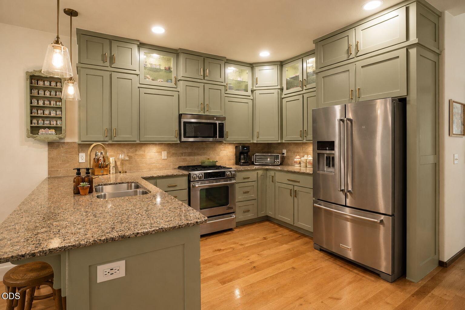 986 Stone Ridge Avenue Ashland, OR 97520 - Photo 10 of 26 Gallery Image 10