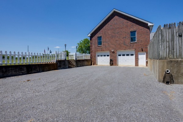 1224 Stop 30 Road Hendersonville, TN 37075 - Photo 4 of 11 a view of a house with a patio