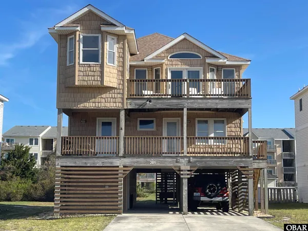 $830,000 | 205 Calvin Street, Unit 3, Kill Devil Hills, NC 27948
