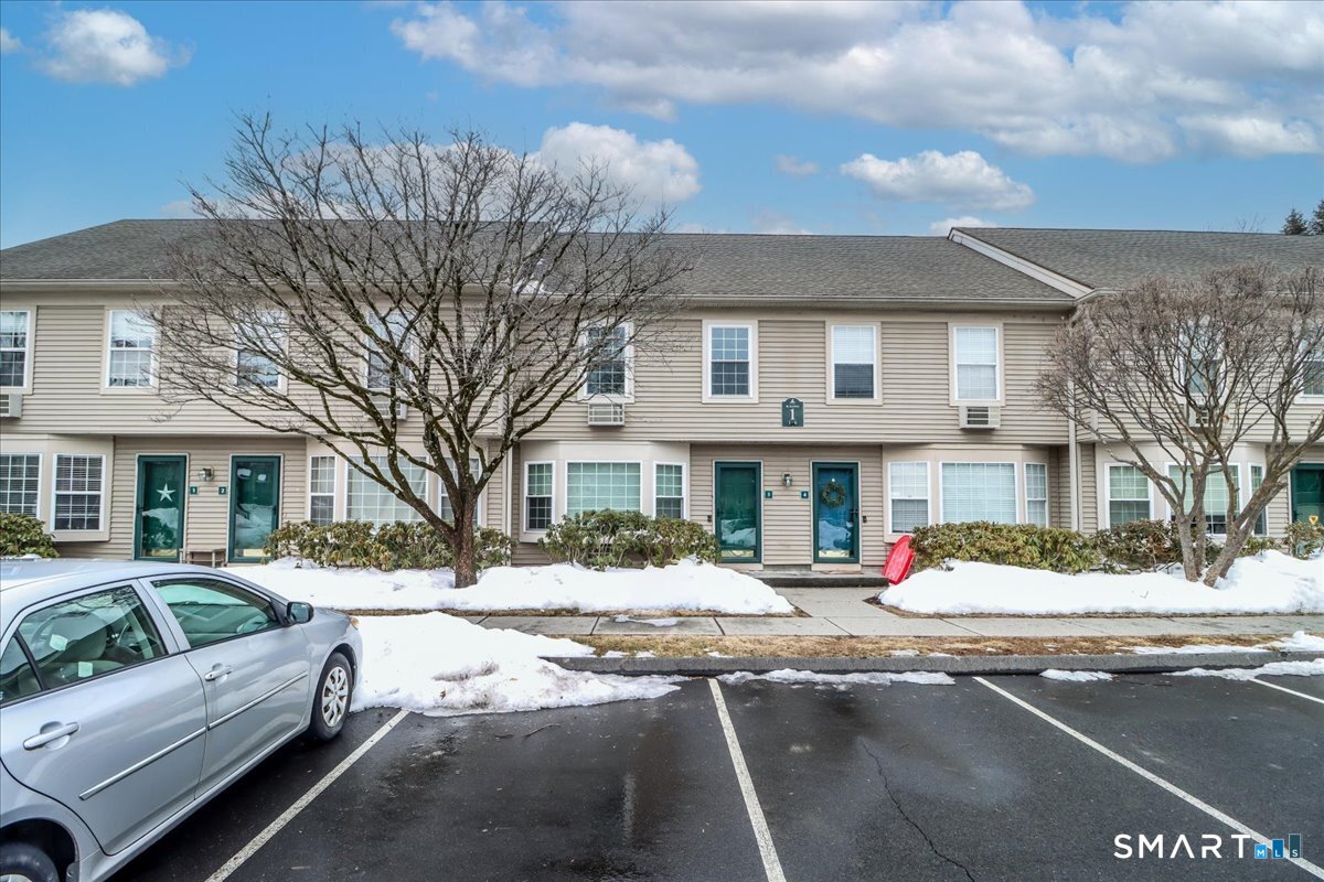 3 Glen Ridge Court, Unit 3 New Milford, CT 06776 - Photo 2 of 19