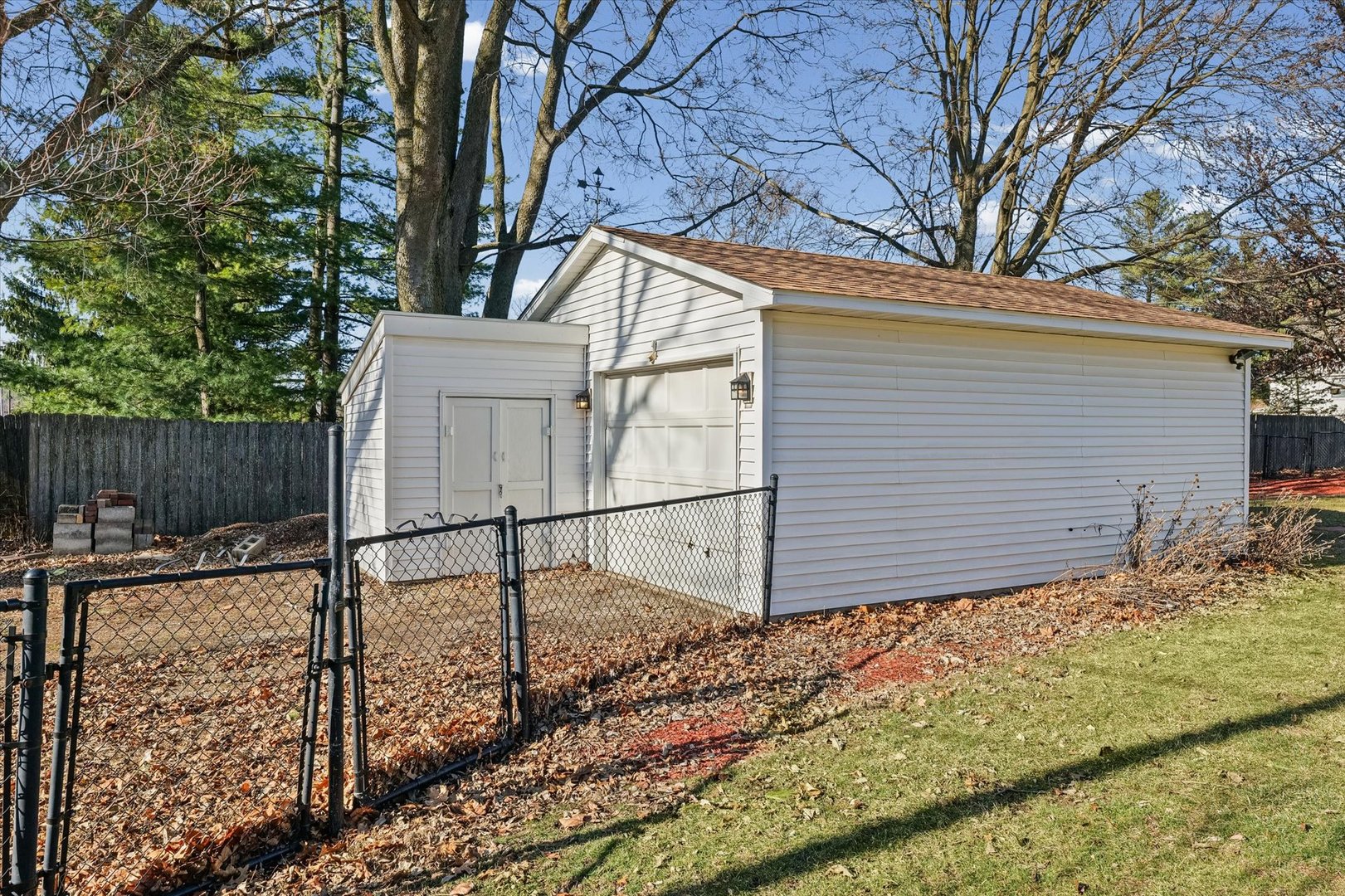 103 West Jefferson Street Philo, IL 61864 - Photo 30 of 36 a view of a backyard