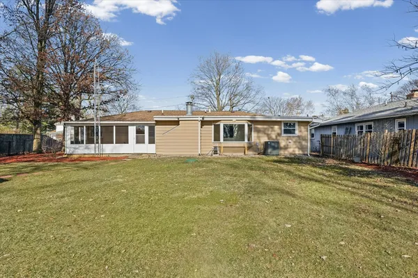 $269,900 | 103 West Jefferson Street, Philo, IL 61864