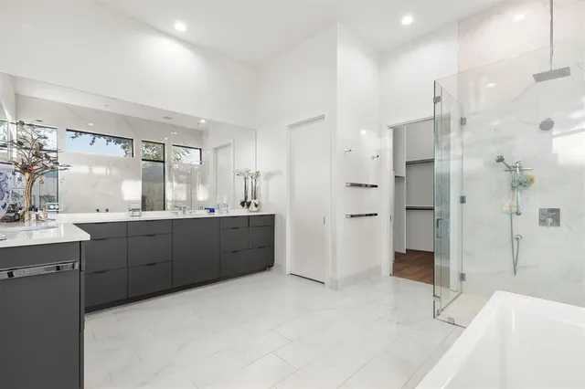 $20,000 | 3771 Almazan Drive, Dallas, TX 75220