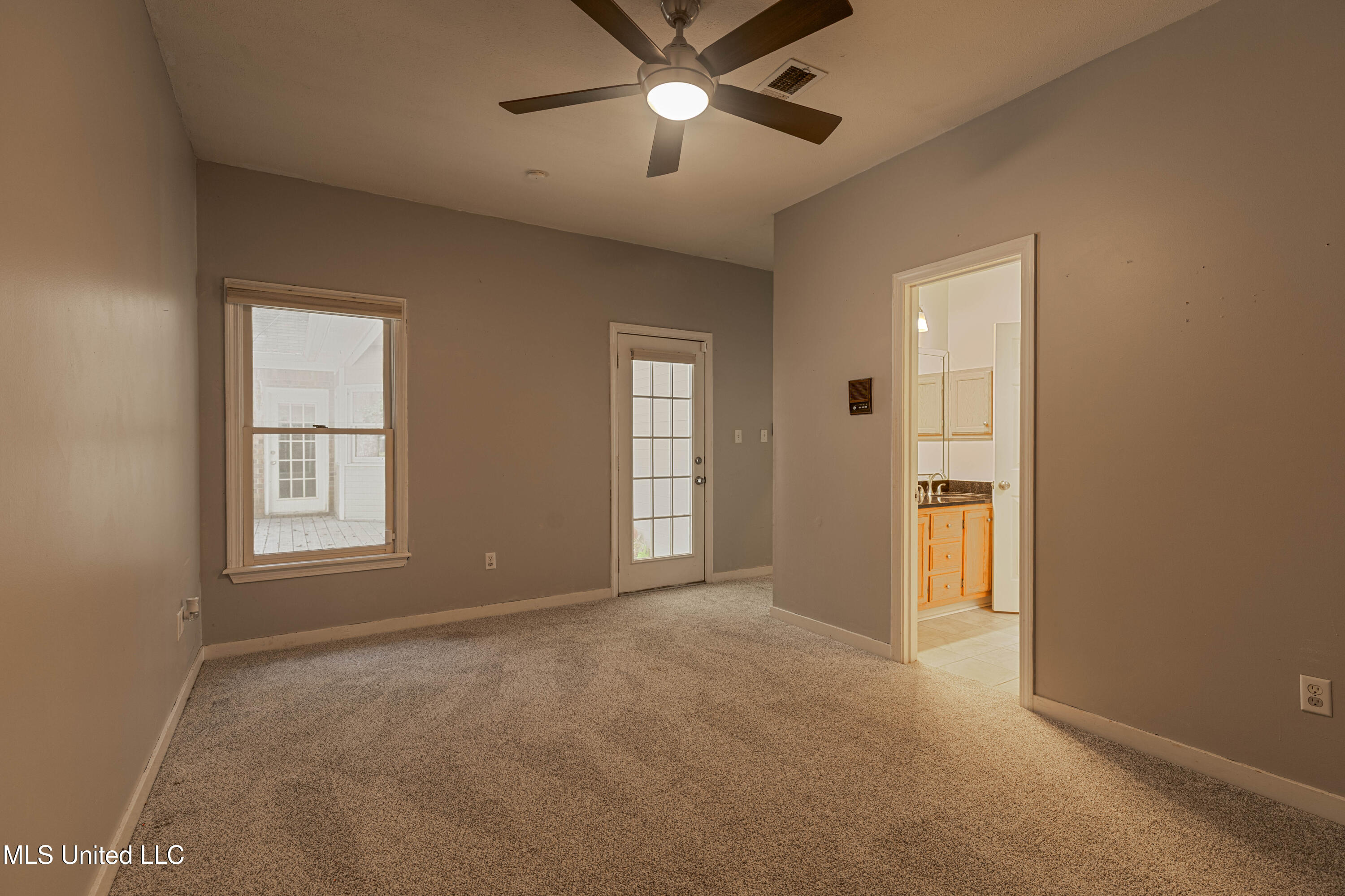 1046 Newland Street Jackson, MS 39211 - Photo 37 of 45 IMG_6207-Edit