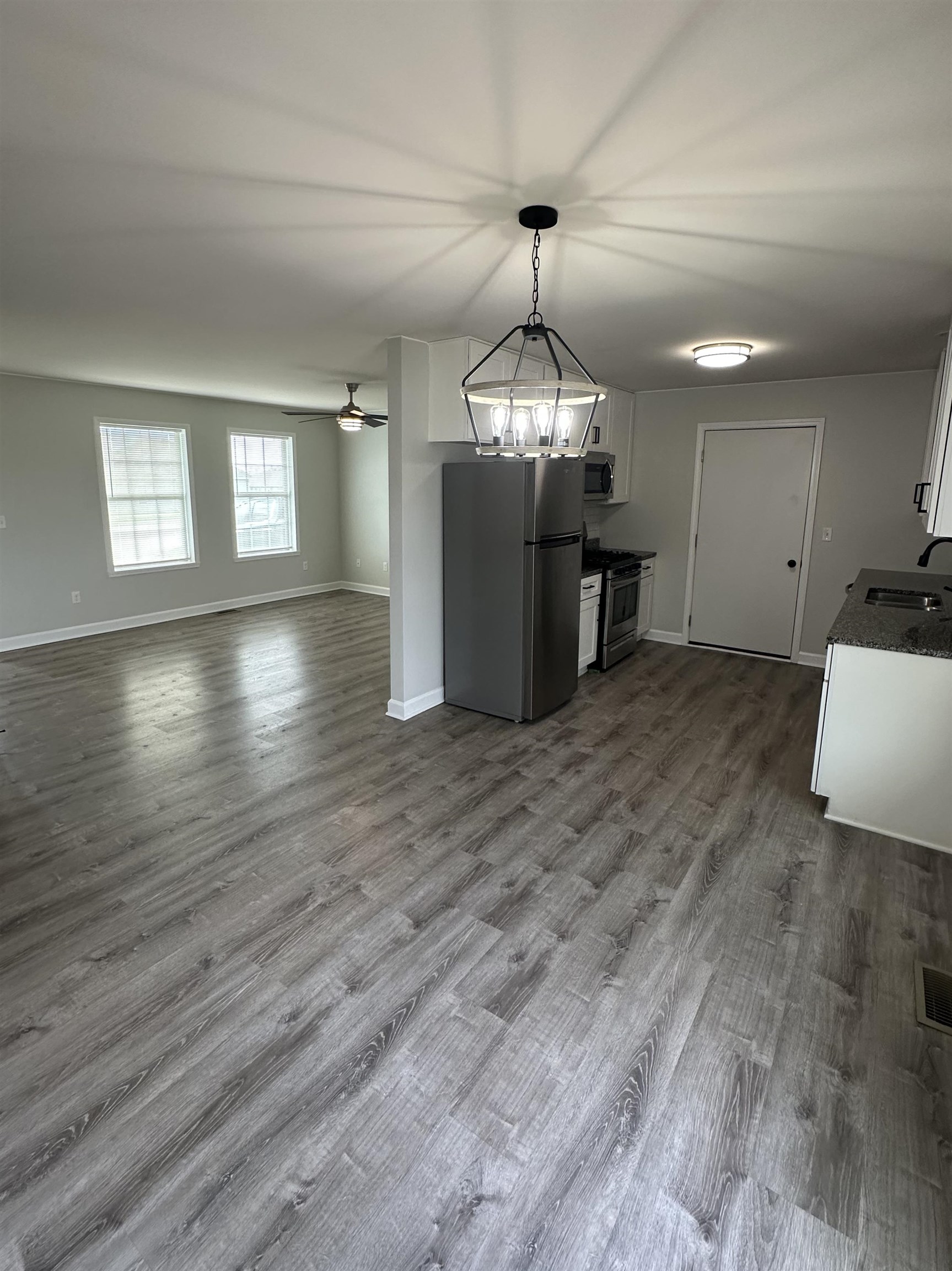 6952 Tupelo Road Loves Park, IL 61111 - Photo 8 of 30