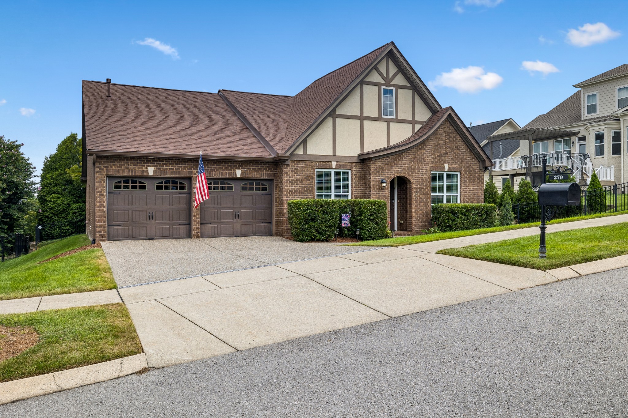 379 Alfred Ladd Road East Franklin, TN 37064 - Photo 2 of 85 Gallery Image 2