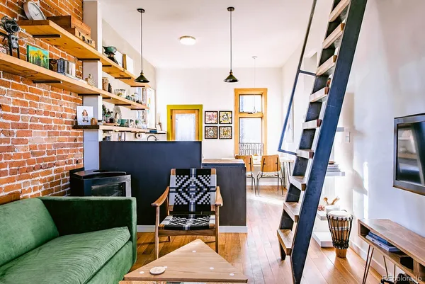 $2,225 | 1106 West 13th Avenue, Denver, CO 80204