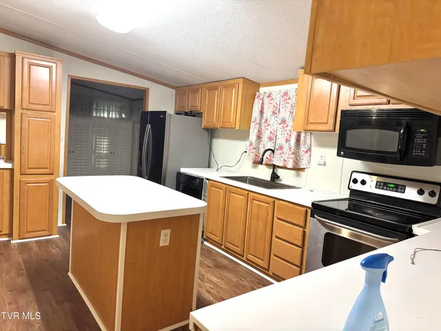 $164,000 | 1216 East 2nd Street, Big Stone Gap, VA 24219