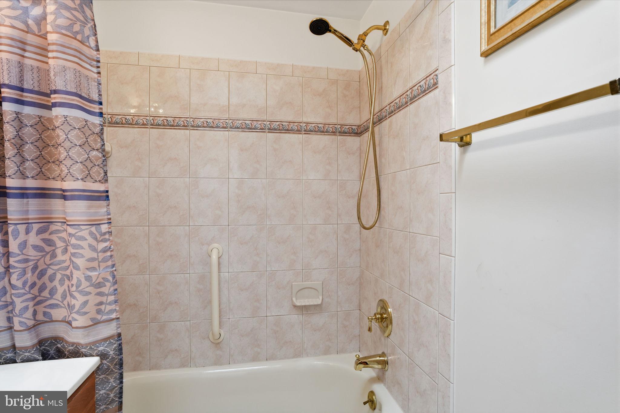 131 Ridgefield Road Philadelphia, PA 19154 - Photo 15 of 27