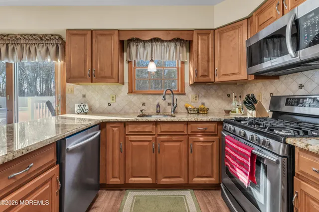 $699,000 | 307 Princeton Drive, Howell, NJ 07731