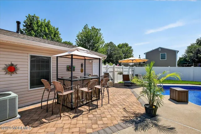 $699,000 | 307 Princeton Drive, Howell, NJ 07731