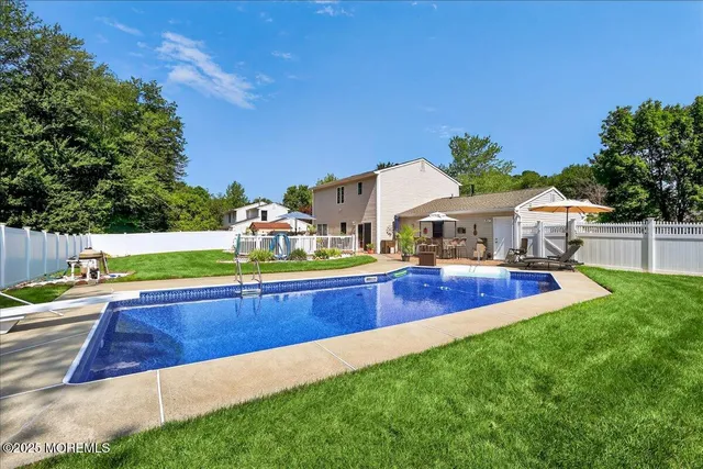 $699,000 | 307 Princeton Drive, Howell, NJ 07731