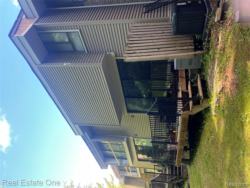 1403 Oakbrook Rochester Hills, Unit 93 Rochester, MI 48307 - Photo 19 of 20