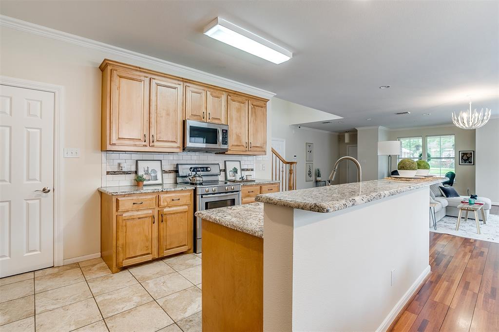 2314 West Rosedale Street South Fort Worth, TX 76110 - Photo 37 of 40