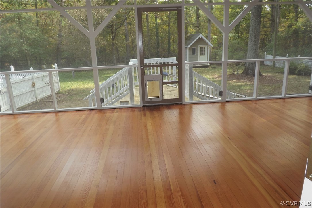 111 Midfield Road North Chesterfield, VA 23236 - Photo 9 of 21 Double sided exterior steps