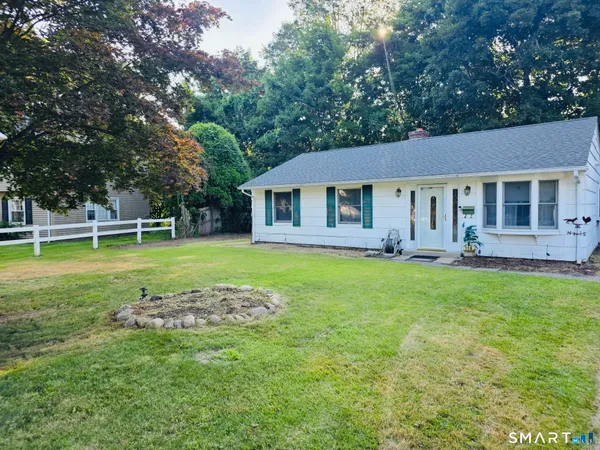 $589,900 | 116 Snow Crystal Lane, Stamford, CT 06905