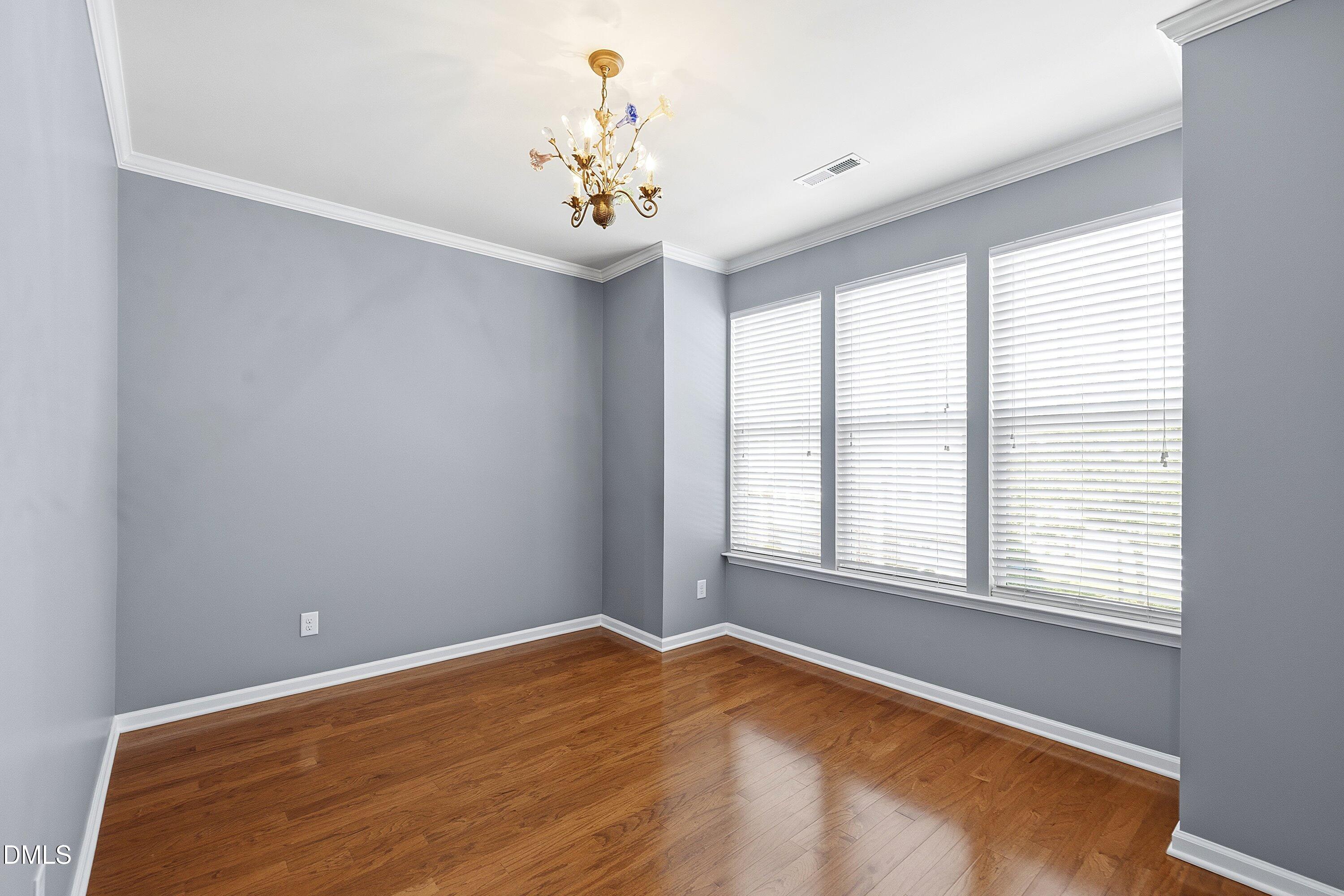 5911 Longeria Court Raleigh, NC 27612 - Photo 8 of 53 08-5911 Longeria Ct -_7008
