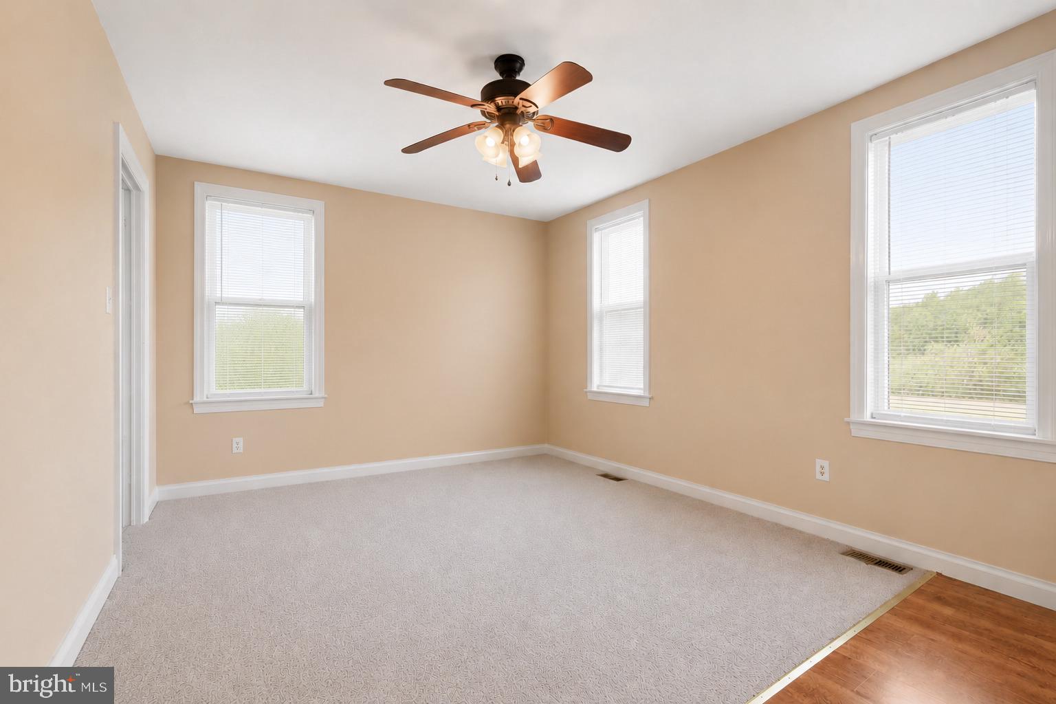 21006 Boonsboro Mountain Road Boonsboro, MD 21713 - Photo 24 of 28 Living Room