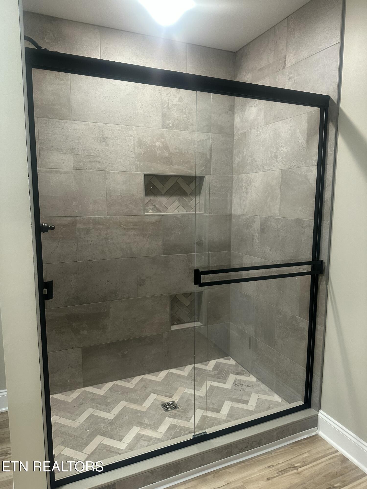 540 Henderson Road, Unit 34 Pigeon Forge, TN 37862 - Photo 30 of 57 Optional Tile Shower