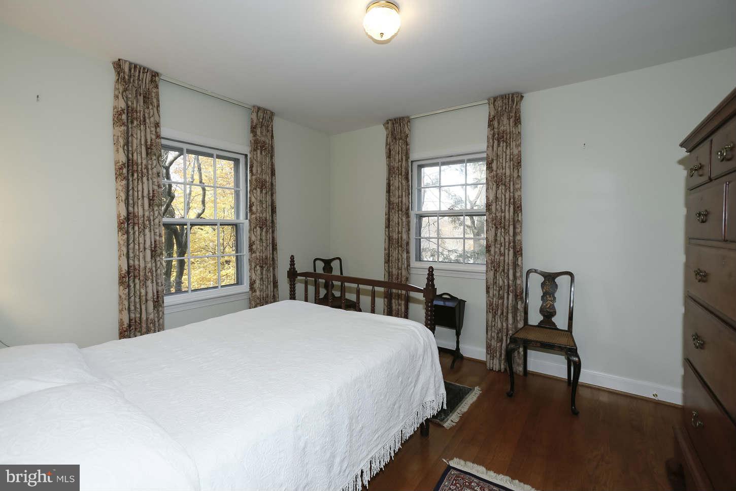 5322 Carvel Road Bethesda, MD 20816 - Photo 14 of 23 Bedroom