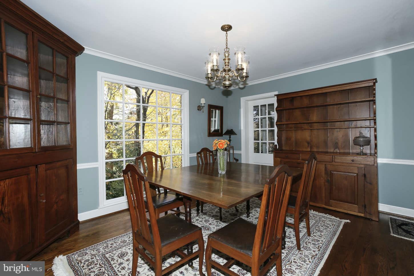 5322 Carvel Road Bethesda, MD 20816 - Photo 5 of 23 Dining Room