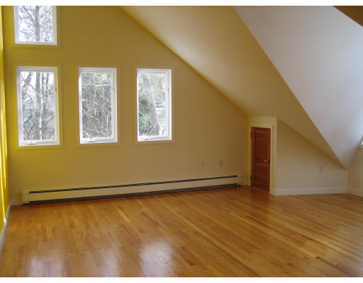 6 Warren Street Lexington, MA 02421 - Photo 20 of 24