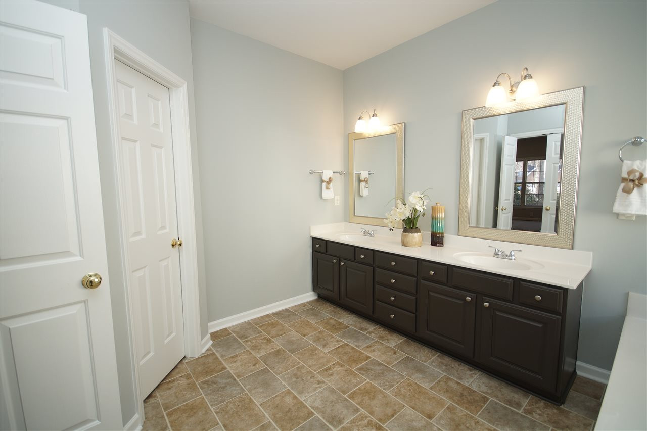 102 Running Creek Road Cary, NC 27518 - Photo 12 of 25 Photo 12