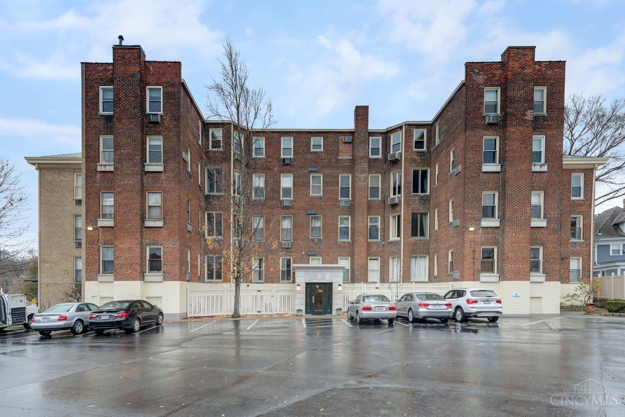 2136 Madison Road, Unit C Cincinnati, OH 45208 - Photo 28 of 33 Gallery Image 28