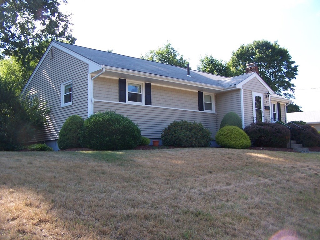 3 Smith Road Randolph, MA 02368 - Photo 2 of 24 Gallery Image 2