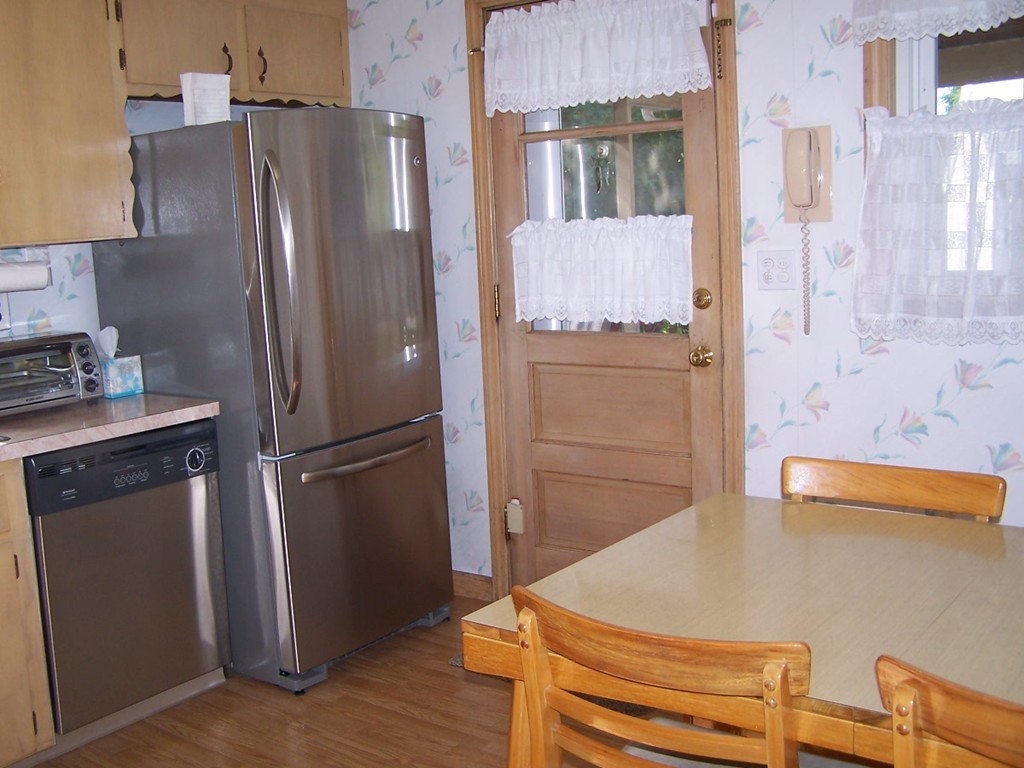 3 Smith Road Randolph, MA 02368 - Photo 9 of 24 Gallery Image 9