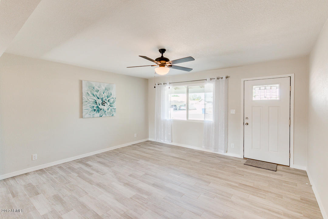1429 South Roberts Road Tempe, AZ 85281 - Photo 13 of 32 14-Roberts