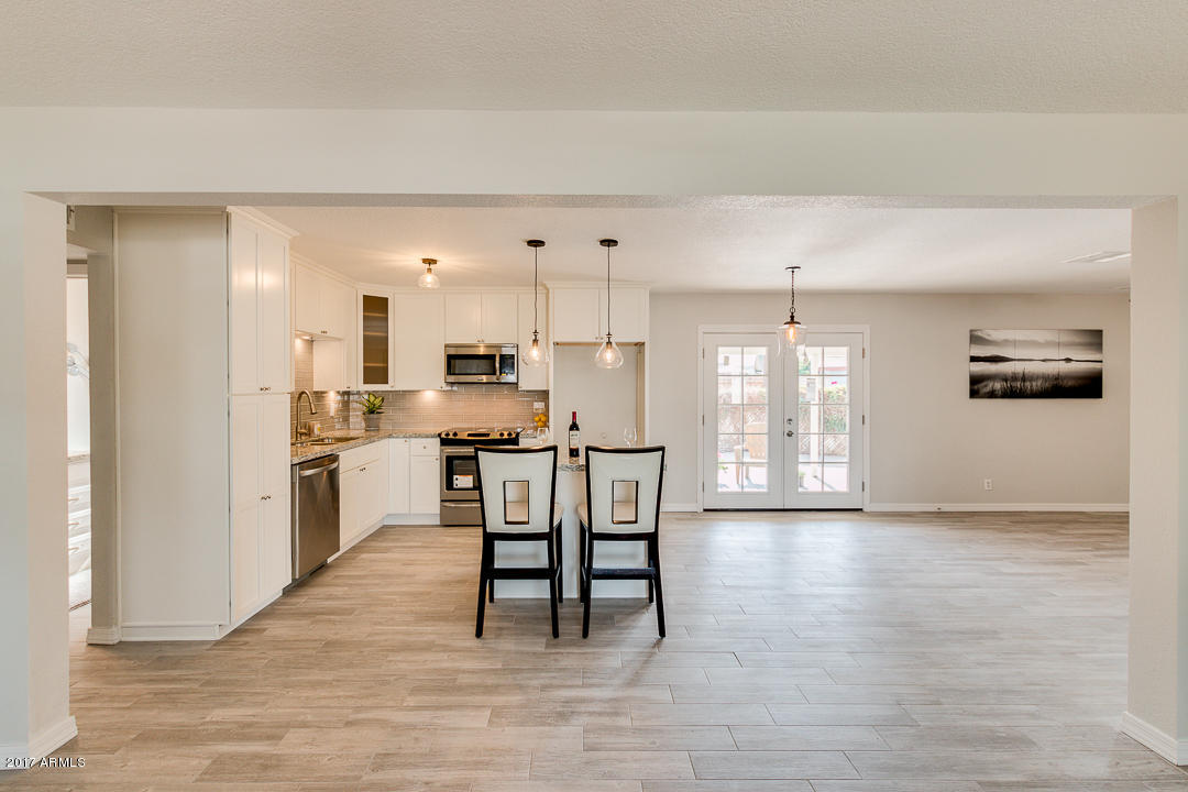 1429 South Roberts Road Tempe, AZ 85281 - Photo 14 of 32 15-Roberts