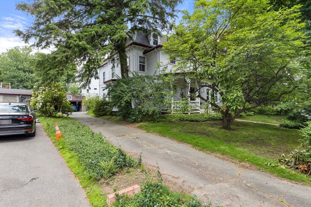 15 Myrtle Street, Unit 2 Boston, MA 02130 - Photo 34 of 34