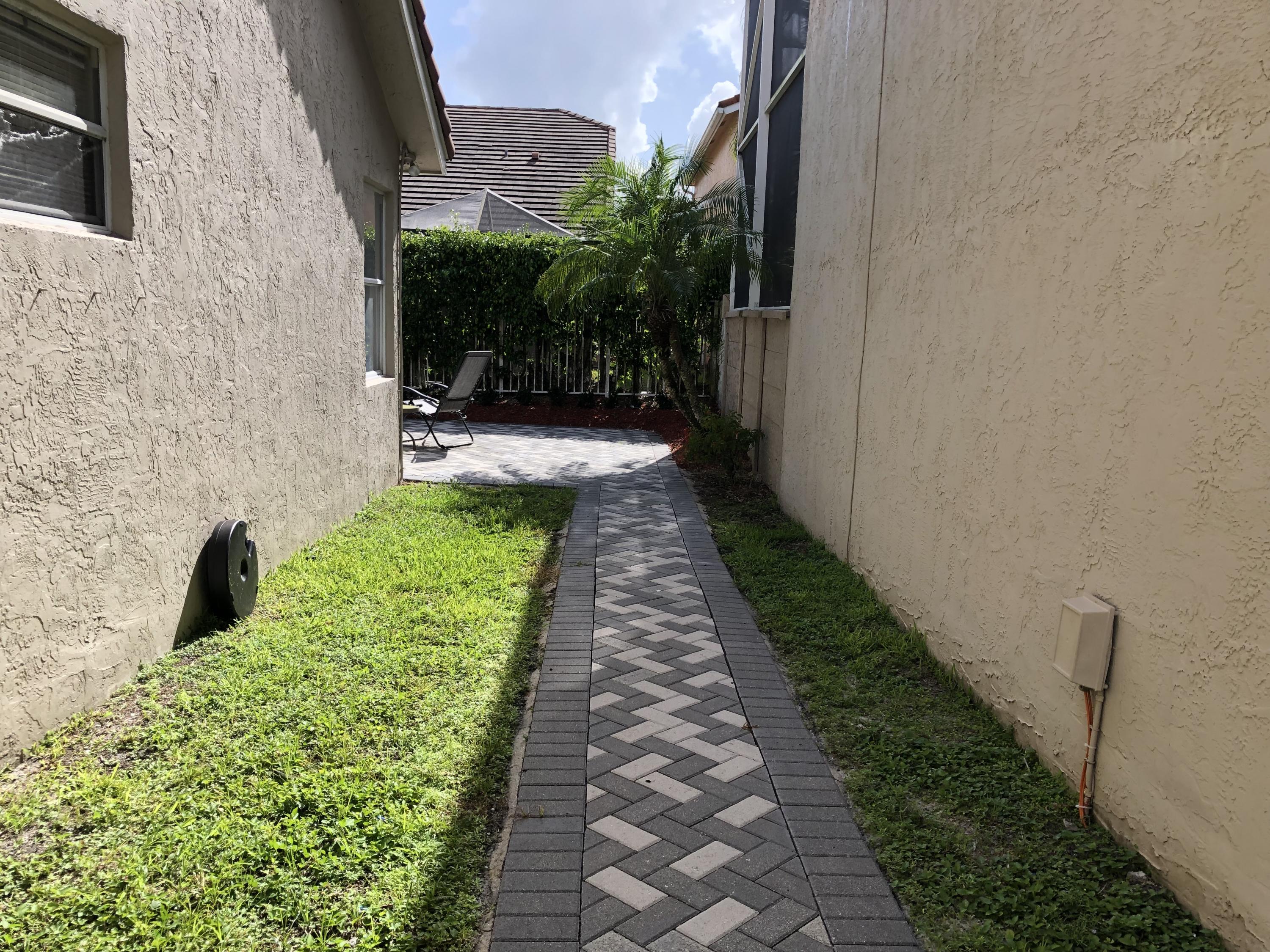 18188 Blue Lake Way Boca Raton, FL 33498 - Photo 17 of 20 18188 BLUE LAKE WAY 070