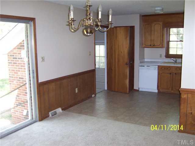 2905 Rannock Court Raleigh, NC 27604 - Photo 6 of 8 a view of kitchen and window