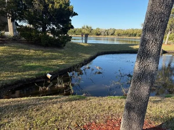 $1,900 | 9860 62nd Avenue North, Unit 1048, St. Petersburg, FL 33708