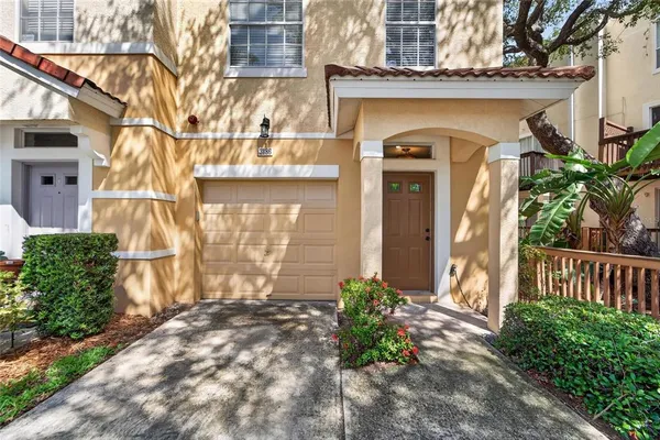 $3,300 | 3186 Bayshore Oaks Drive, Tampa, FL 33611