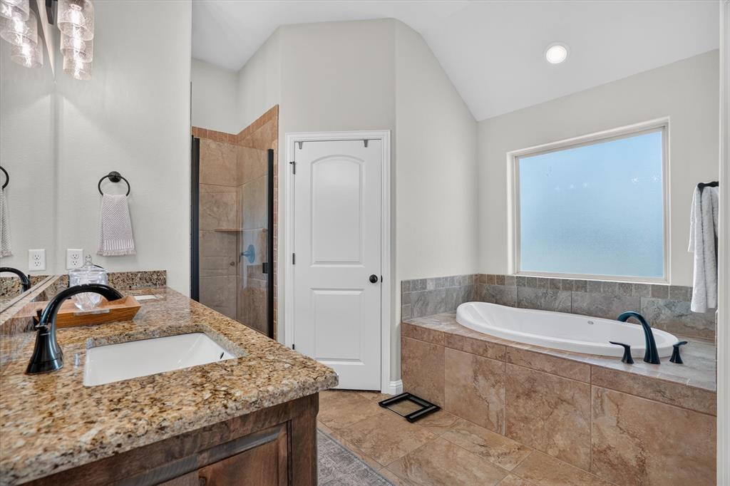 108 Meritt Street Godley, TX 76044 - Photo 17 of 30 Gallery Image 17