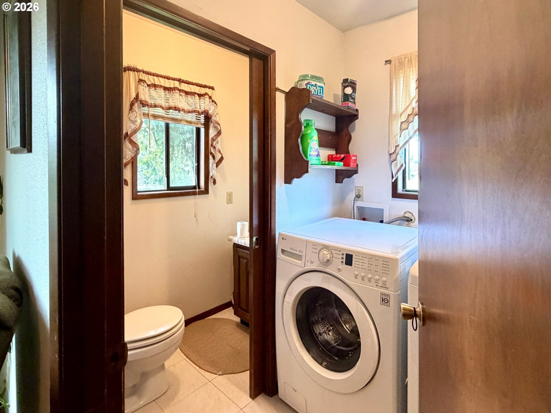 75455 Meserve Road Rainier, OR 97048 - Photo 13 of 36 Primary Bedroom