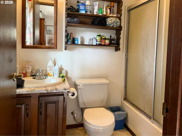 $568,000 | 75455 Meserve Road, Rainier, OR 97048