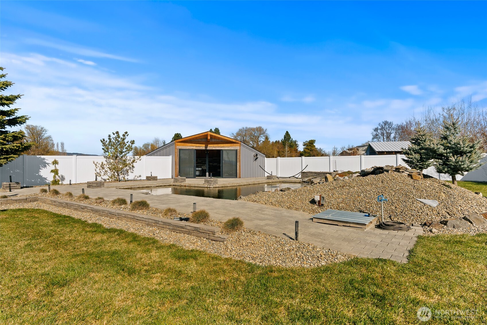 341 Robinson Canyon Road Ellensburg, WA 98926 - Photo 3 of 39