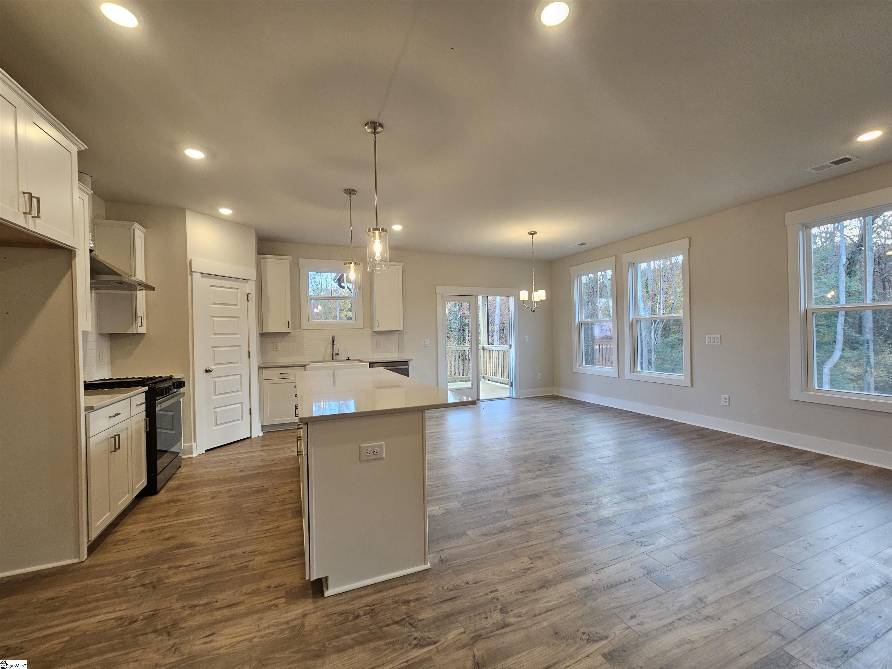 228 Jacqueline Road Piedmont, SC 29673 - Photo 5 of 29