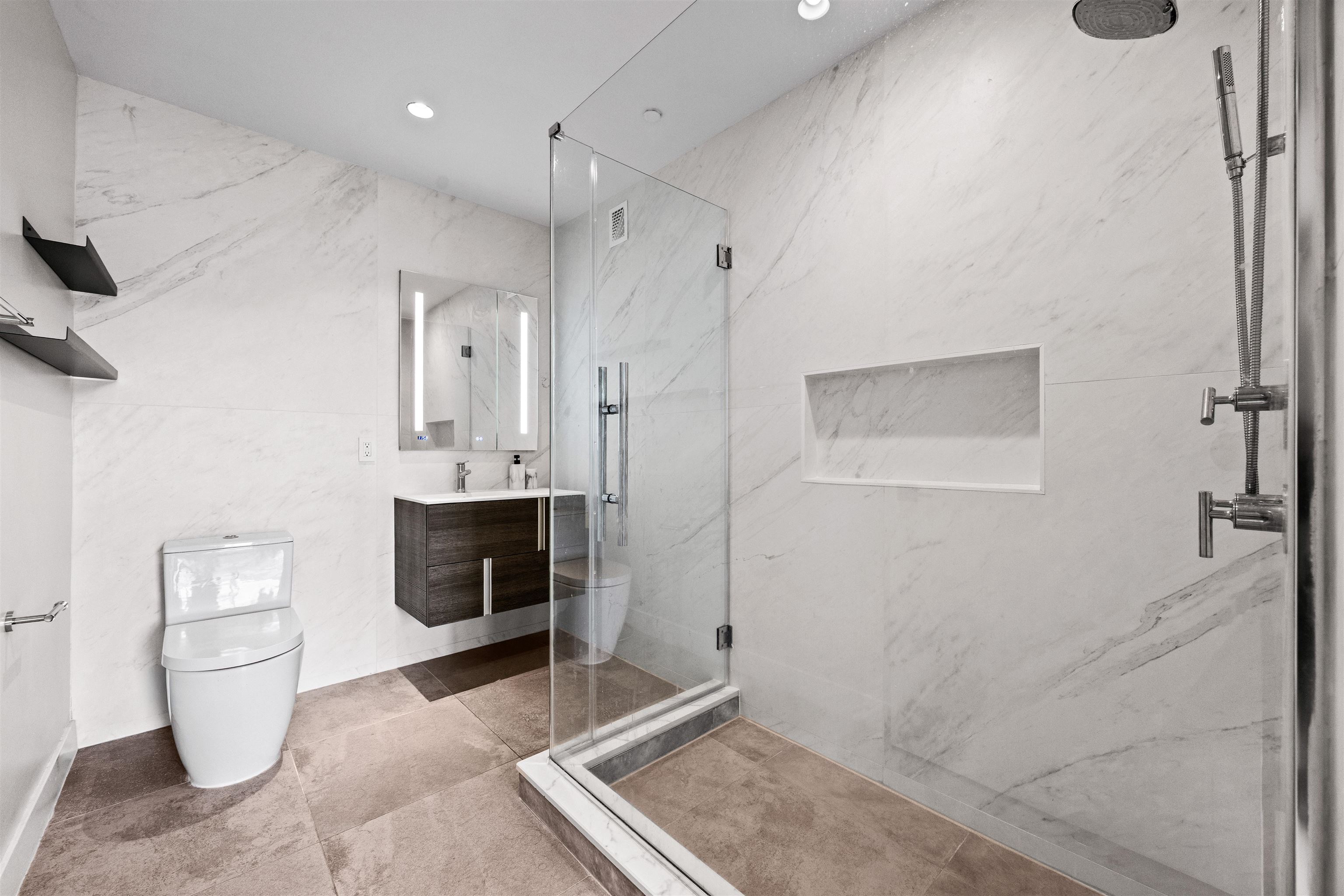1 Shore Lane, Unit 2711/2710 Jersey City, NJ 07310 - Photo 23 of 34 Gallery Image 23